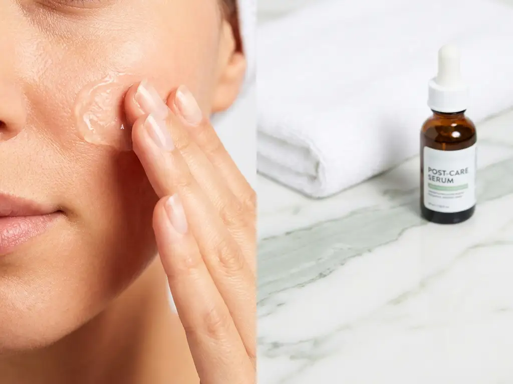 Vingertoppen die aloe vera gel aanbrengen op verzorgde huid, met een witte handdoek en amber glazen serumflesje op marmeren ondergrond.